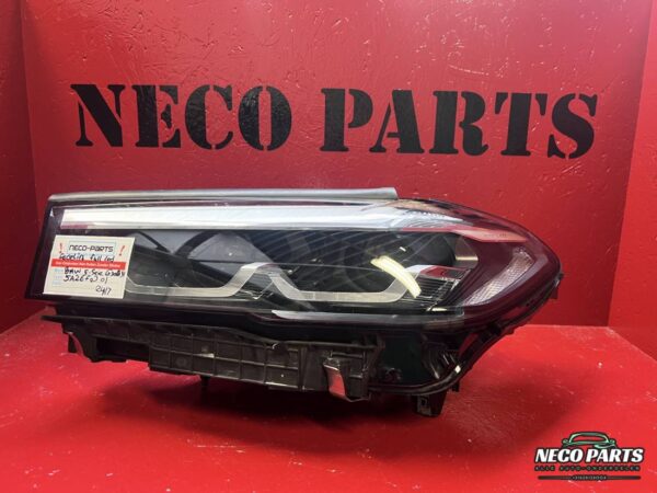 BMW 5 G30 G31 LED FACELIFT KOPLAMP LEVERBAAR!! - 5A26fA301 - Gebruikt